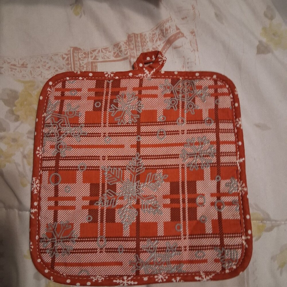 vintage 1950s pot holder   closing APRIL 1/2026 SO PLEASE DONT WAIT TO MAKE OFFE
